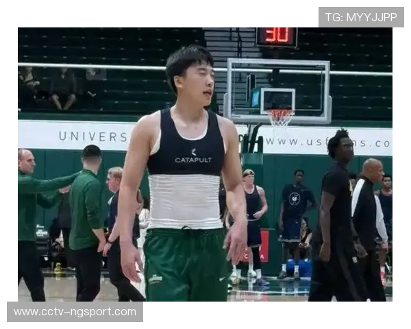 旧金山大学揭幕战大胜，展现良好竞技状态