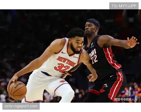 唐斯蓝领化：尼克斯战术调整如何影响其攻防角色